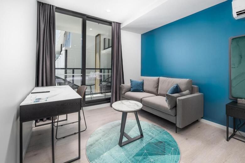 Oros Hotel And Apartments
