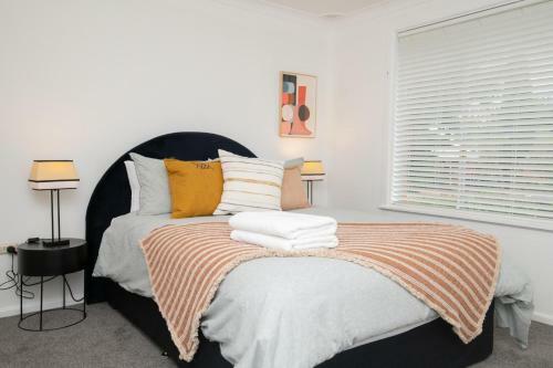 Villa Cadogan House Professionally Styled In Cbd