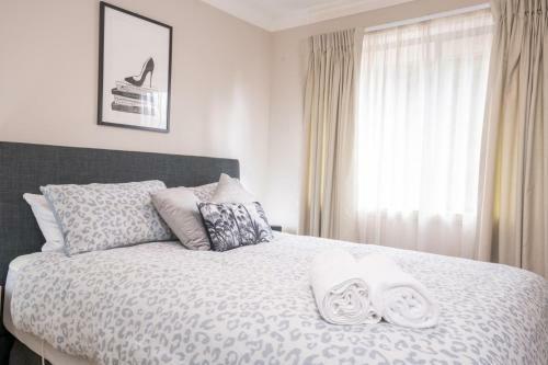 Wonderful Windred Modern, Comfy, Quiet