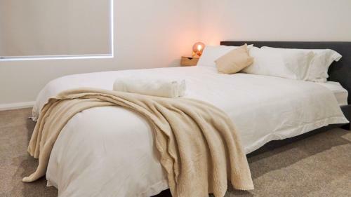 Apartamento Central Garden City Apt - Mobile Hotspot & Wifi -