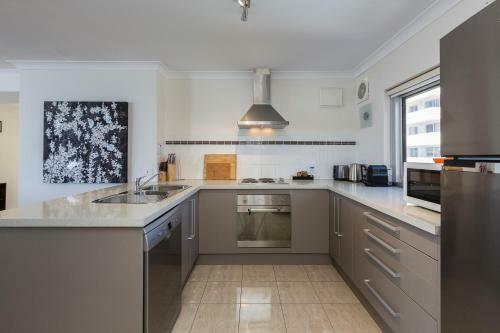 Golden Sands Beach Apartment