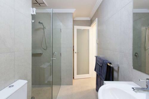 M5 Apartment In The Free Transit Zone West Perth