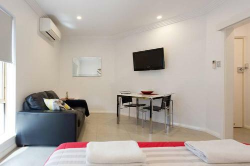 M5 Apartment In The Free Transit Zone West Perth