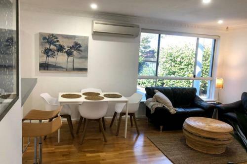 Apartamento Oceans Five Holiday Or Business Accommodation