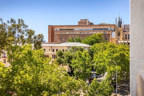 Apartamento 404 Big Beautiful One Bed-sleeps 4 Balcony Lift