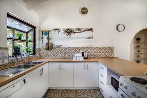 Villa Seventh Heaven Vibrant Restful Pad Maylands/mt Lawley Side
