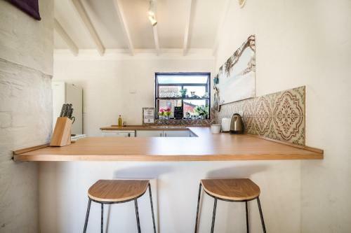Villa Seventh Heaven Vibrant Restful Pad Maylands/mt Lawley Side