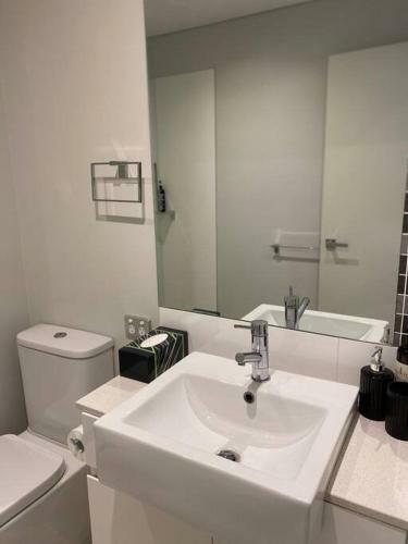 Apartamento Stylish City Central Executive Views, Netflix, Wifi, Wine