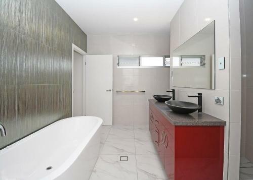 Ocean Pearl In Hervey Bay