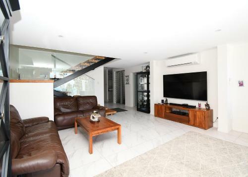 Ocean Pearl In Hervey Bay