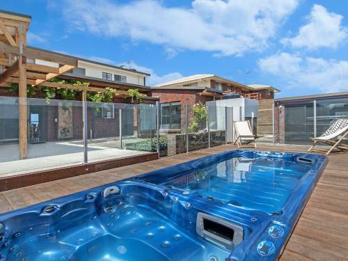10 Ocean Villa