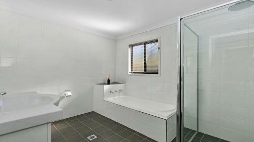Rosella House Robertson - A Tranquil Highlands Escape