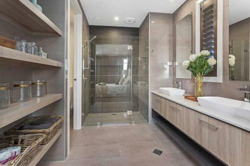 Luxury Brand New Home
