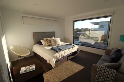 16 Norfolk Rise San Remo