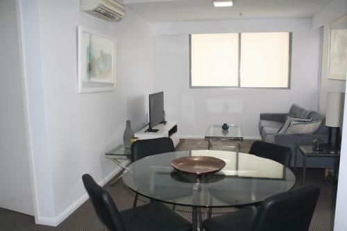 North Sydney Wyndel Apartments