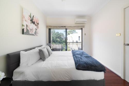 Apartamento Stylish Home Moments To Stunning Waterfront