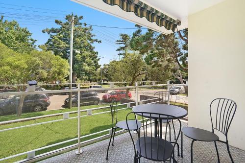 Charming Parkside Apartment In Quiet Area