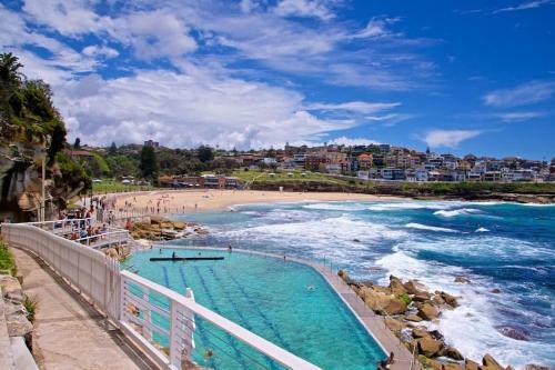 Apartamento Stylish & Cozy Beach Studio, 5min Walk To Bondi Beach