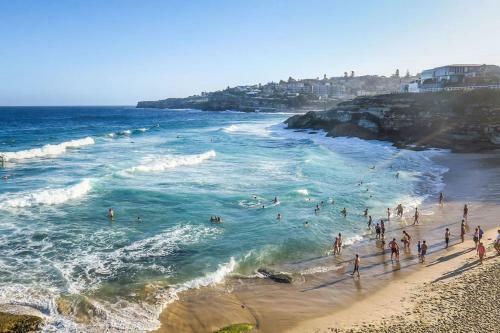 Apartamento Stylish & Cozy Beach Studio, 5min Walk To Bondi Beach