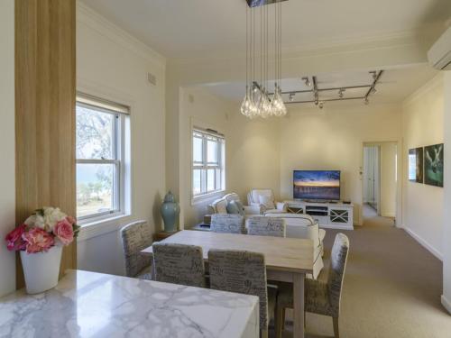 Apartamento Bondi Beachfront (i719)-l'abode Accommodation
