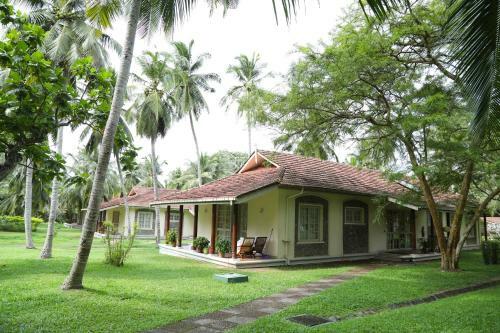 Tamarind Tree Hotel