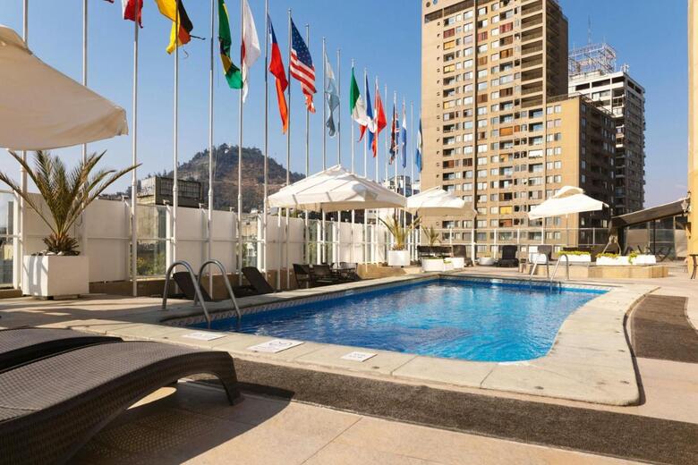Hostal The Only One Suites