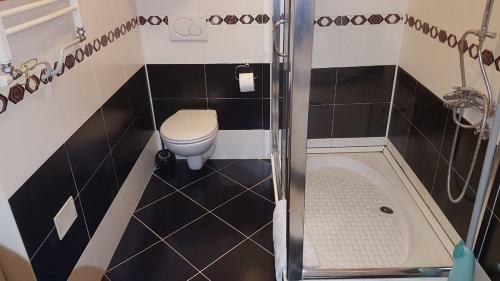 4 Rooms Apartments