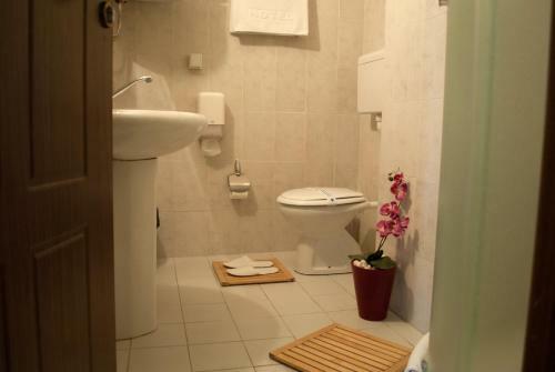 4 Rooms Apartments