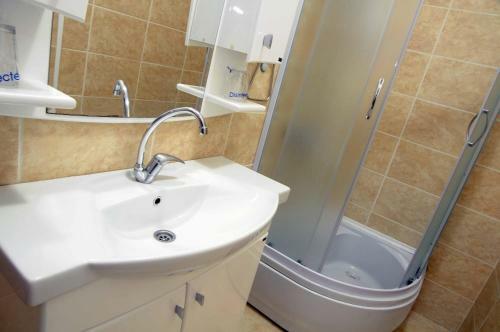 Garni Hotel Lotos