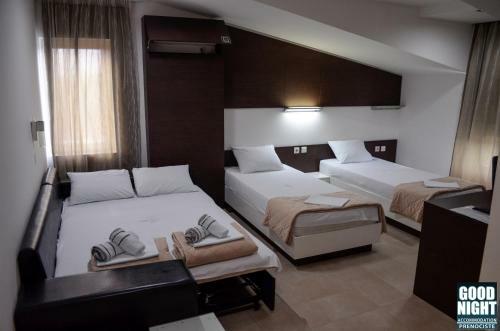 Hostal Apartments Good Night