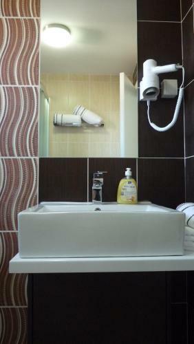 Hostal Apartments Good Night