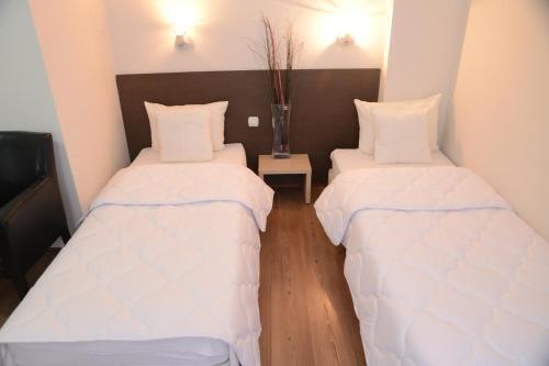 Hostal Guest Accommodation Konstantin 2008