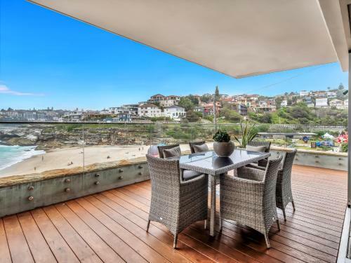 Tamarama Apartments