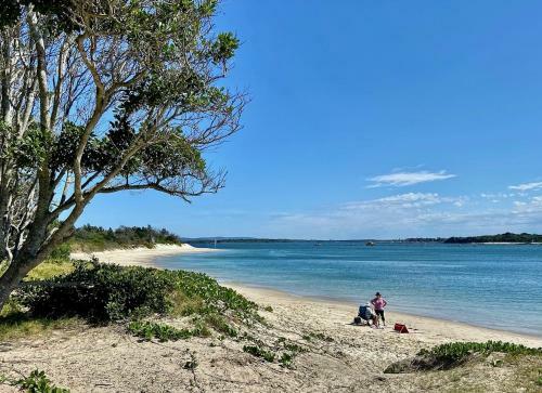 Hotel Yamba Views Accommodation