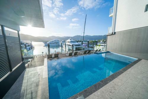 Hotel Harbour Cove