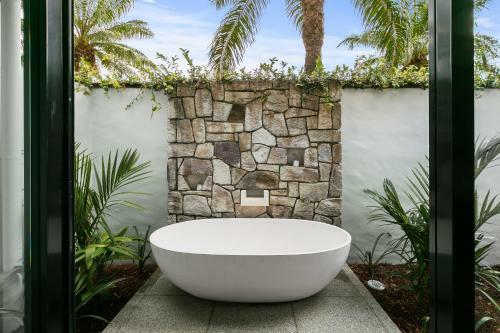 Esprit 9 Luxury Retreat