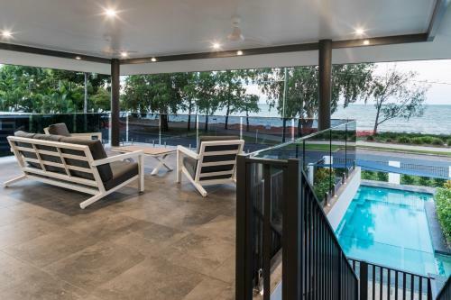 Beachside Bliss In Clifton Beach
