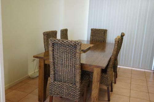 11a King Place - Large Deck And Bbq Area