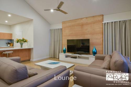 27 Kestrel Place - With Pool And Jetty