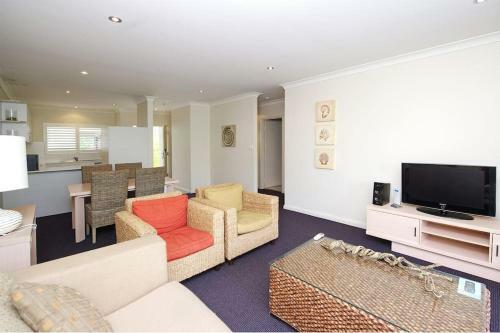 Apartamento Unit 355 'oaks Pacific Blue' Pool, Spa And More Available In Complex!