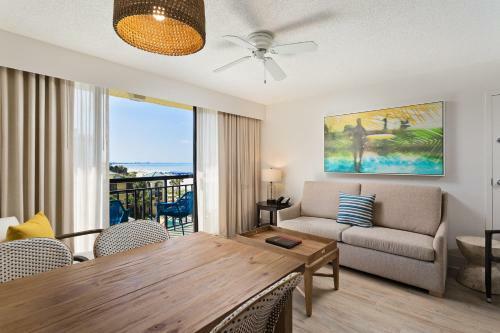 Hotel Sirata Beach Resort
