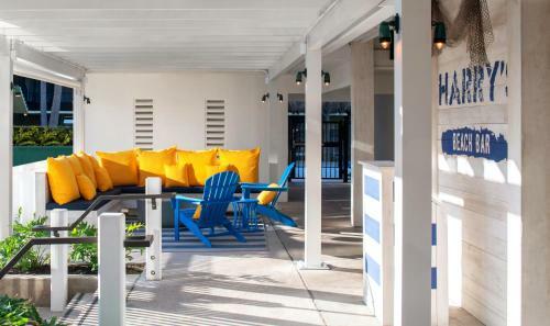 Hotel Sirata Beach Resort