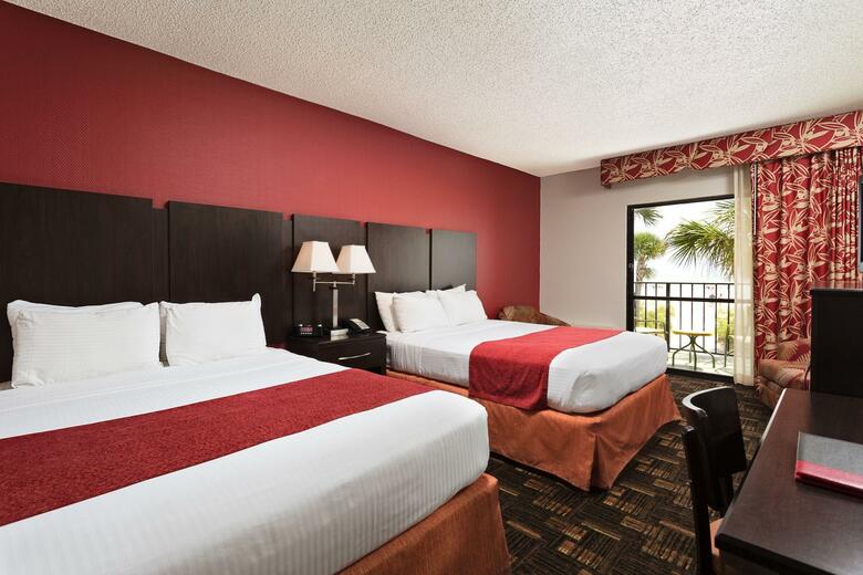 Hotel Sirata Beach Resort