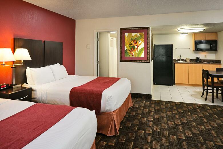 Hotel Sirata Beach Resort