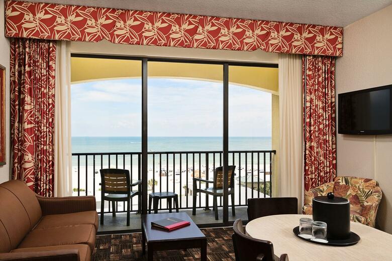 Hotel Sirata Beach Resort