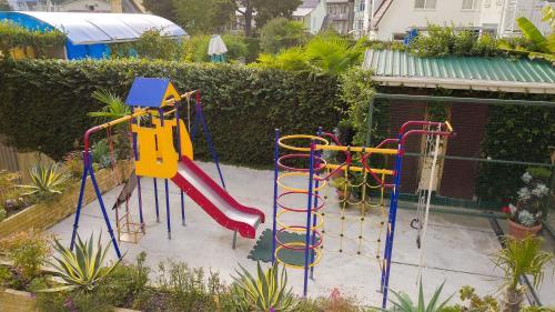 Hostal Guest House Planet Mov