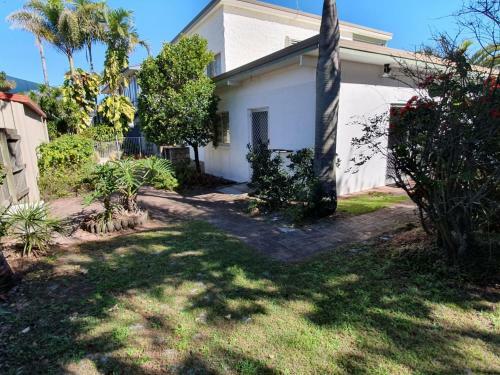 1 Spectrum Street, Rainbow Beach- Close To Shops And Main Beach