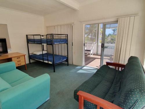 1 Spectrum Street, Rainbow Beach- Close To Shops And Main Beach