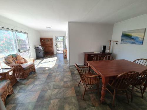 1 Spectrum Street, Rainbow Beach- Close To Shops And Main Beach