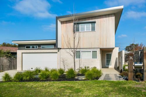 Grandview Luxury 11